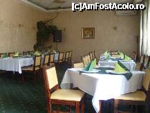 [P01] Imagine restaurant Casa Marcea din Horezu » foto by alinaburlacu
 - 
<span class="allrVoted glyphicon glyphicon-heart hidden" id="av247336"></span>
<a class="m-l-10 hidden" id="sv247336" onclick="voting_Foto_DelVot(,247336,9989)" role="button">șterge vot <span class="glyphicon glyphicon-remove"></span></a>
<a id="v9247336" class=" c-red"  onclick="voting_Foto_SetVot(247336)" role="button"><span class="glyphicon glyphicon-heart-empty"></span> <b>LIKE</b> = Votează poza</a> <img class="hidden"  id="f247336W9" src="/imagini/loader.gif" border="0" /><span class="AjErrMes hidden" id="e247336ErM"></span>