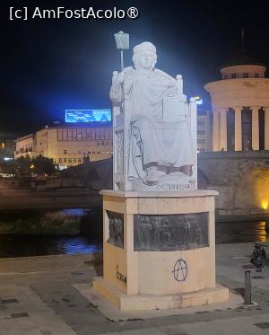 [P20] Monumentul imparatului Iustinian » foto by geani anto
 - 
<span class="allrVoted glyphicon glyphicon-heart hidden" id="av1528277"></span>
<a class="m-l-10 hidden" id="sv1528277" onclick="voting_Foto_DelVot(,1528277,10053)" role="button">șterge vot <span class="glyphicon glyphicon-remove"></span></a>
<a id="v91528277" class=" c-red"  onclick="voting_Foto_SetVot(1528277)" role="button"><span class="glyphicon glyphicon-heart-empty"></span> <b>LIKE</b> = Votează poza</a> <img class="hidden"  id="f1528277W9" src="/imagini/loader.gif" border="0" /><span class="AjErrMes hidden" id="e1528277ErM"></span>