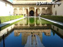 [P07] Lacul din Nasrid Palace - Alhambra » foto by toprares
 - 
<span class="allrVoted glyphicon glyphicon-heart hidden" id="av254456"></span>
<a class="m-l-10 hidden" id="sv254456" onclick="voting_Foto_DelVot(,254456,10164)" role="button">șterge vot <span class="glyphicon glyphicon-remove"></span></a>
<a id="v9254456" class=" c-red"  onclick="voting_Foto_SetVot(254456)" role="button"><span class="glyphicon glyphicon-heart-empty"></span> <b>LIKE</b> = Votează poza</a> <img class="hidden"  id="f254456W9" src="/imagini/loader.gif" border="0" /><span class="AjErrMes hidden" id="e254456ErM"></span>