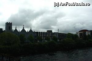 [P02] Galway - vedere asupra lui River Corrib, din dreptul podului aflat în fața Catedralei din Galway.  » foto by le_maitre
 - 
<span class="allrVoted glyphicon glyphicon-heart hidden" id="av512600"></span>
<a class="m-l-10 hidden" id="sv512600" onclick="voting_Foto_DelVot(,512600,10242)" role="button">șterge vot <span class="glyphicon glyphicon-remove"></span></a>
<a id="v9512600" class=" c-red"  onclick="voting_Foto_SetVot(512600)" role="button"><span class="glyphicon glyphicon-heart-empty"></span> <b>LIKE</b> = Votează poza</a> <img class="hidden"  id="f512600W9" src="/imagini/loader.gif" border="0" /><span class="AjErrMes hidden" id="e512600ErM"></span>