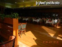 [P07] Hotel Baratsag Hajduszoboszlo - restaurantul. » foto by creivean
 - 
<span class="allrVoted glyphicon glyphicon-heart hidden" id="av260464"></span>
<a class="m-l-10 hidden" id="sv260464" onclick="voting_Foto_DelVot(,260464,10296)" role="button">șterge vot <span class="glyphicon glyphicon-remove"></span></a>
<a id="v9260464" class=" c-red"  onclick="voting_Foto_SetVot(260464)" role="button"><span class="glyphicon glyphicon-heart-empty"></span> <b>LIKE</b> = Votează poza</a> <img class="hidden"  id="f260464W9" src="/imagini/loader.gif" border="0" /><span class="AjErrMes hidden" id="e260464ErM"></span>