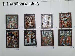 [P41] Muzeul de icoane pe sticlă Preot Zosim Oancea » foto by Carmen Ion
 - 
<span class="allrVoted glyphicon glyphicon-heart hidden" id="av1510404"></span>
<a class="m-l-10 hidden" id="sv1510404" onclick="voting_Foto_DelVot(,1510404,10358)" role="button">șterge vot <span class="glyphicon glyphicon-remove"></span></a>
<a id="v91510404" class=" c-red"  onclick="voting_Foto_SetVot(1510404)" role="button"><span class="glyphicon glyphicon-heart-empty"></span> <b>LIKE</b> = Votează poza</a> <img class="hidden"  id="f1510404W9" src="/imagini/loader.gif" border="0" /><span class="AjErrMes hidden" id="e1510404ErM"></span>