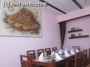 [P03] Restaurant Transilvania, Braşov » foto by krondia*
 - 
<span class="allrVoted glyphicon glyphicon-heart hidden" id="av863914"></span>
<a class="m-l-10 hidden" id="sv863914" onclick="voting_Foto_DelVot(,863914,10418)" role="button">șterge vot <span class="glyphicon glyphicon-remove"></span></a>
<a id="v9863914" class=" c-red"  onclick="voting_Foto_SetVot(863914)" role="button"><span class="glyphicon glyphicon-heart-empty"></span> <b>LIKE</b> = Votează poza</a> <img class="hidden"  id="f863914W9" src="/imagini/loader.gif" border="0" /><span class="AjErrMes hidden" id="e863914ErM"></span>