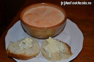 [P14] Supa crema de ardei copti, crostini cu branza de capra.  » foto by Cucu Bau
 - 
<span class="allrVoted glyphicon glyphicon-heart hidden" id="av594893"></span>
<a class="m-l-10 hidden" id="sv594893" onclick="voting_Foto_DelVot(,594893,10418)" role="button">șterge vot <span class="glyphicon glyphicon-remove"></span></a>
<a id="v9594893" class=" c-red"  onclick="voting_Foto_SetVot(594893)" role="button"><span class="glyphicon glyphicon-heart-empty"></span> <b>LIKE</b> = Votează poza</a> <img class="hidden"  id="f594893W9" src="/imagini/loader.gif" border="0" /><span class="AjErrMes hidden" id="e594893ErM"></span>