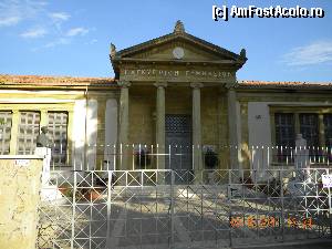 [P14] “Pancyprian Gymnasium” cea mai veche scoala din Nicosia (construita in 1812).  » foto by nicoletass
 - 
<span class="allrVoted glyphicon glyphicon-heart hidden" id="av337610"></span>
<a class="m-l-10 hidden" id="sv337610" onclick="voting_Foto_DelVot(,337610,10592)" role="button">șterge vot <span class="glyphicon glyphicon-remove"></span></a>
<a id="v9337610" class=" c-red"  onclick="voting_Foto_SetVot(337610)" role="button"><span class="glyphicon glyphicon-heart-empty"></span> <b>LIKE</b> = Votează poza</a> <img class="hidden"  id="f337610W9" src="/imagini/loader.gif" border="0" /><span class="AjErrMes hidden" id="e337610ErM"></span>