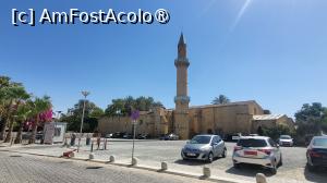 [P42] Moscheea Omeriye, initial a fost manastirea medievala augustiniana Sfanta Maria, una dintre cele 3 mari manastiri ale orasului. In 1571, manastirea a fost transformata in moschee de catre Lala Mustafa Pasa. Cea mai mare parte a cladirii originale a fost distrusa de artileria turca in 1570, iar pietrele funerare inscriptionate au fost folosite pentru amenajarea noii pardoseli a moscheii. » foto by geani anto
 - 
<span class="allrVoted glyphicon glyphicon-heart hidden" id="av1537335"></span>
<a class="m-l-10 hidden" id="sv1537335" onclick="voting_Foto_DelVot(,1537335,10592)" role="button">șterge vot <span class="glyphicon glyphicon-remove"></span></a>
<a id="v91537335" class=" c-red"  onclick="voting_Foto_SetVot(1537335)" role="button"><span class="glyphicon glyphicon-heart-empty"></span> <b>LIKE</b> = Votează poza</a> <img class="hidden"  id="f1537335W9" src="/imagini/loader.gif" border="0" /><span class="AjErrMes hidden" id="e1537335ErM"></span>