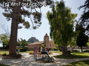 [P02] Din grădina de lângă Palatul Regal, privire spre Palaio Frourio și Biserica Fecioara Maria Mandrakina. » foto by maryka
 - 
<span class="allrVoted glyphicon glyphicon-heart hidden" id="av1279114"></span>
<a class="m-l-10 hidden" id="sv1279114" onclick="voting_Foto_DelVot(,1279114,10697)" role="button">șterge vot <span class="glyphicon glyphicon-remove"></span></a>
<a id="v91279114" class=" c-red"  onclick="voting_Foto_SetVot(1279114)" role="button"><span class="glyphicon glyphicon-heart-empty"></span> <b>LIKE</b> = Votează poza</a> <img class="hidden"  id="f1279114W9" src="/imagini/loader.gif" border="0" /><span class="AjErrMes hidden" id="e1279114ErM"></span>