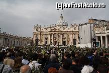 [P139] Piazza San Pietro la prima slujbă ținută de Papă » foto by Alina53
 - 
<span class="allrVoted glyphicon glyphicon-heart hidden" id="av474495"></span>
<a class="m-l-10 hidden" id="sv474495" onclick="voting_Foto_DelVot(,474495,10802)" role="button">șterge vot <span class="glyphicon glyphicon-remove"></span></a>
<a id="v9474495" class=" c-red"  onclick="voting_Foto_SetVot(474495)" role="button"><span class="glyphicon glyphicon-heart-empty"></span> <b>LIKE</b> = Votează poza</a> <img class="hidden"  id="f474495W9" src="/imagini/loader.gif" border="0" /><span class="AjErrMes hidden" id="e474495ErM"></span>