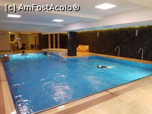 [P13] Hotelul Escalade - piscina interioară.  » foto by Floryn81
 - 
<span class="allrVoted glyphicon glyphicon-heart hidden" id="av1148029"></span>
<a class="m-l-10 hidden" id="sv1148029" onclick="voting_Foto_DelVot(,1148029,10833)" role="button">șterge vot <span class="glyphicon glyphicon-remove"></span></a>
<a id="v91148029" class=" c-red"  onclick="voting_Foto_SetVot(1148029)" role="button"><span class="glyphicon glyphicon-heart-empty"></span> <b>LIKE</b> = Votează poza</a> <img class="hidden"  id="f1148029W9" src="/imagini/loader.gif" border="0" /><span class="AjErrMes hidden" id="e1148029ErM"></span>