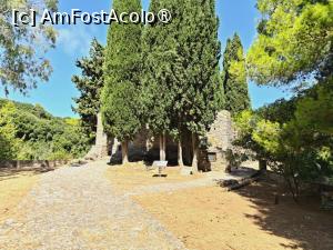 [P32] Mănăstirea Agios Taxiarchis » foto by pacala_pm
 - 
<span class="allrVoted glyphicon glyphicon-heart hidden" id="av1501801"></span>
<a class="m-l-10 hidden" id="sv1501801" onclick="voting_Foto_DelVot(,1501801,10932)" role="button">șterge vot <span class="glyphicon glyphicon-remove"></span></a>
<a id="v91501801" class=" c-red"  onclick="voting_Foto_SetVot(1501801)" role="button"><span class="glyphicon glyphicon-heart-empty"></span> <b>LIKE</b> = Votează poza</a> <img class="hidden"  id="f1501801W9" src="/imagini/loader.gif" border="0" /><span class="AjErrMes hidden" id="e1501801ErM"></span>