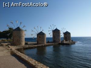 P01 [SEP-2020] Celebrele mori de vânt Τρεις Μύλοι, emblematice pentru insula Chios.