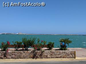 P09 [SEP-2020] Faleza din capitala insulei, Chios Town.