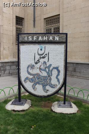 [P01] Isfahan are ca siglă semnul zodiacal Săgetătorul » foto by mprofeanu
 - 
<span class="allrVoted glyphicon glyphicon-heart hidden" id="av934157"></span>
<a class="m-l-10 hidden" id="sv934157" onclick="voting_Foto_DelVot(,934157,11142)" role="button">șterge vot <span class="glyphicon glyphicon-remove"></span></a>
<a id="v9934157" class=" c-red"  onclick="voting_Foto_SetVot(934157)" role="button"><span class="glyphicon glyphicon-heart-empty"></span> <b>LIKE</b> = Votează poza</a> <img class="hidden"  id="f934157W9" src="/imagini/loader.gif" border="0" /><span class="AjErrMes hidden" id="e934157ErM"></span>