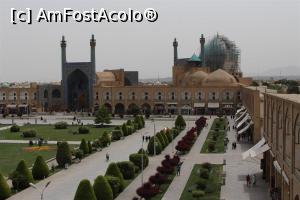 [P09] Isfahan, Piaţa Imamului, Vedere spre Moscheea Imamului de pe latura sudică » foto by mprofeanu
 - 
<span class="allrVoted glyphicon glyphicon-heart hidden" id="av934165"></span>
<a class="m-l-10 hidden" id="sv934165" onclick="voting_Foto_DelVot(,934165,11142)" role="button">șterge vot <span class="glyphicon glyphicon-remove"></span></a>
<a id="v9934165" class=" c-red"  onclick="voting_Foto_SetVot(934165)" role="button"><span class="glyphicon glyphicon-heart-empty"></span> <b>LIKE</b> = Votează poza</a> <img class="hidden"  id="f934165W9" src="/imagini/loader.gif" border="0" /><span class="AjErrMes hidden" id="e934165ErM"></span>