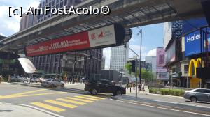 [P01] Intersectia din Bukit Bintang cu metroul suspendat » foto by r-Uca
 - 
<span class="allrVoted glyphicon glyphicon-heart hidden" id="av978913"></span>
<a class="m-l-10 hidden" id="sv978913" onclick="voting_Foto_DelVot(,978913,11217)" role="button">șterge vot <span class="glyphicon glyphicon-remove"></span></a>
<a id="v9978913" class=" c-red"  onclick="voting_Foto_SetVot(978913)" role="button"><span class="glyphicon glyphicon-heart-empty"></span> <b>LIKE</b> = Votează poza</a> <img class="hidden"  id="f978913W9" src="/imagini/loader.gif" border="0" /><span class="AjErrMes hidden" id="e978913ErM"></span>