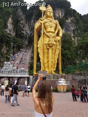 [P31] O ultima poza cu Batu Caves » foto by r-Uca
 - 
<span class="allrVoted glyphicon glyphicon-heart hidden" id="av979506"></span>
<a class="m-l-10 hidden" id="sv979506" onclick="voting_Foto_DelVot(,979506,11217)" role="button">șterge vot <span class="glyphicon glyphicon-remove"></span></a>
<a id="v9979506" class=" c-red"  onclick="voting_Foto_SetVot(979506)" role="button"><span class="glyphicon glyphicon-heart-empty"></span> <b>LIKE</b> = Votează poza</a> <img class="hidden"  id="f979506W9" src="/imagini/loader.gif" border="0" /><span class="AjErrMes hidden" id="e979506ErM"></span>