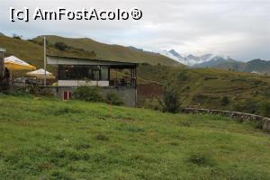 [P87] Panorama View Point, Micul Restaurant văzut la întorcere de la Gudauri, acum era liberă parcarea, pentru platforme de observare se merge prin spatele restaurantului » foto by mprofeanu
 - 
<span class="allrVoted glyphicon glyphicon-heart hidden" id="av1144458"></span>
<a class="m-l-10 hidden" id="sv1144458" onclick="voting_Foto_DelVot(,1144458,11911)" role="button">șterge vot <span class="glyphicon glyphicon-remove"></span></a>
<a id="v91144458" class=" c-red"  onclick="voting_Foto_SetVot(1144458)" role="button"><span class="glyphicon glyphicon-heart-empty"></span> <b>LIKE</b> = Votează poza</a> <img class="hidden"  id="f1144458W9" src="/imagini/loader.gif" border="0" /><span class="AjErrMes hidden" id="e1144458ErM"></span>