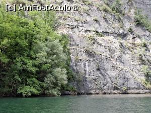 [P41] Canionul Matka, Poteca văzută din barcă, se vede cum a fost amenajată, tăiată în stâncă » foto by mprofeanu
 - 
<span class="allrVoted glyphicon glyphicon-heart hidden" id="av1540940"></span>
<a class="m-l-10 hidden" id="sv1540940" onclick="voting_Foto_DelVot(,1540940,11922)" role="button">șterge vot <span class="glyphicon glyphicon-remove"></span></a>
<a id="v91540940" class=" c-red"  onclick="voting_Foto_SetVot(1540940)" role="button"><span class="glyphicon glyphicon-heart-empty"></span> <b>LIKE</b> = Votează poza</a> <img class="hidden"  id="f1540940W9" src="/imagini/loader.gif" border="0" /><span class="AjErrMes hidden" id="e1540940ErM"></span>