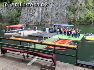 [P05] Canionul Matka, Turiști așteptând barca pentru plimbare pe apă » foto by mprofeanu
 - 
<span class="allrVoted glyphicon glyphicon-heart hidden" id="av1540904"></span>
<a class="m-l-10 hidden" id="sv1540904" onclick="voting_Foto_DelVot(,1540904,11922)" role="button">șterge vot <span class="glyphicon glyphicon-remove"></span></a>
<a id="v91540904" class=" c-red"  onclick="voting_Foto_SetVot(1540904)" role="button"><span class="glyphicon glyphicon-heart-empty"></span> <b>LIKE</b> = Votează poza</a> <img class="hidden"  id="f1540904W9" src="/imagini/loader.gif" border="0" /><span class="AjErrMes hidden" id="e1540904ErM"></span>