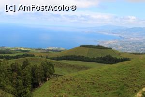 [P38] Insula Sao Miguel, Circuitul Serra Devassa, Se văd ruinele vechiului apeduct, Aqueduto Muro das Nove Janelas, Conul vulcanic ce ascunde un lac » foto by mprofeanu
 - 
<span class="allrVoted glyphicon glyphicon-heart hidden" id="av1015197"></span>
<a class="m-l-10 hidden" id="sv1015197" onclick="voting_Foto_DelVot(,1015197,12102)" role="button">șterge vot <span class="glyphicon glyphicon-remove"></span></a>
<a id="v91015197" class=" c-red"  onclick="voting_Foto_SetVot(1015197)" role="button"><span class="glyphicon glyphicon-heart-empty"></span> <b>LIKE</b> = Votează poza</a> <img class="hidden"  id="f1015197W9" src="/imagini/loader.gif" border="0" /><span class="AjErrMes hidden" id="e1015197ErM"></span>