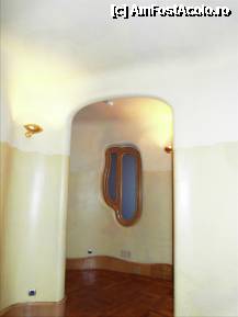 [P179] Casa Batlló » foto by TraianS
 - 
<span class="allrVoted glyphicon glyphicon-heart hidden" id="av287826"></span>
<a class="m-l-10 hidden" id="sv287826" onclick="voting_Foto_DelVot(,287826,12198)" role="button">șterge vot <span class="glyphicon glyphicon-remove"></span></a>
<a id="v9287826" class=" c-red"  onclick="voting_Foto_SetVot(287826)" role="button"><span class="glyphicon glyphicon-heart-empty"></span> <b>LIKE</b> = Votează poza</a> <img class="hidden"  id="f287826W9" src="/imagini/loader.gif" border="0" /><span class="AjErrMes hidden" id="e287826ErM"></span>