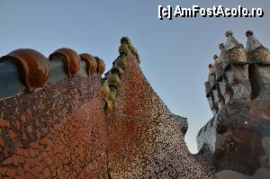 [P100] Casa Batllo, coada dragonului » foto by Muffin2009
 - 
<span class="allrVoted glyphicon glyphicon-heart hidden" id="av350190"></span>
<a class="m-l-10 hidden" id="sv350190" onclick="voting_Foto_DelVot(,350190,12198)" role="button">șterge vot <span class="glyphicon glyphicon-remove"></span></a>
<a id="v9350190" class=" c-red"  onclick="voting_Foto_SetVot(350190)" role="button"><span class="glyphicon glyphicon-heart-empty"></span> <b>LIKE</b> = Votează poza</a> <img class="hidden"  id="f350190W9" src="/imagini/loader.gif" border="0" /><span class="AjErrMes hidden" id="e350190ErM"></span>