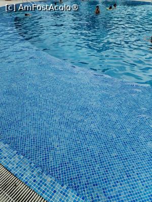[P08] Partea mai putin adanca din piscina » foto by Teodor17
 - 
<span class="allrVoted glyphicon glyphicon-heart hidden" id="av1498584"></span>
<a class="m-l-10 hidden" id="sv1498584" onclick="voting_Foto_DelVot(,1498584,12264)" role="button">șterge vot <span class="glyphicon glyphicon-remove"></span></a>
<a id="v91498584" class=" c-red"  onclick="voting_Foto_SetVot(1498584)" role="button"><span class="glyphicon glyphicon-heart-empty"></span> <b>LIKE</b> = Votează poza</a> <img class="hidden"  id="f1498584W9" src="/imagini/loader.gif" border="0" /><span class="AjErrMes hidden" id="e1498584ErM"></span>