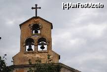 P03 [JUL-2010] Frontonul bisericii catolice din Sulina...Sergio Leone style