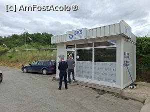 [P02] Kosovo, Chioșcul de tablă aflat după trecerea graniței în Kosovo pentru plata asigurării » foto by mprofeanu
 - 
<span class="allrVoted glyphicon glyphicon-heart hidden" id="av1532561"></span>
<a class="m-l-10 hidden" id="sv1532561" onclick="voting_Foto_DelVot(,1532561,12619)" role="button">șterge vot <span class="glyphicon glyphicon-remove"></span></a>
<a id="v91532561" class=" c-red"  onclick="voting_Foto_SetVot(1532561)" role="button"><span class="glyphicon glyphicon-heart-empty"></span> <b>LIKE</b> = Votează poza</a> <img class="hidden"  id="f1532561W9" src="/imagini/loader.gif" border="0" /><span class="AjErrMes hidden" id="e1532561ErM"></span>