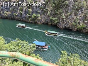 [P45] Canionul Matka, ambarcațiuni cu turiști pozate de pe potecă » foto by mprofeanu
 - 
<span class="allrVoted glyphicon glyphicon-heart hidden" id="av1532604"></span>
<a class="m-l-10 hidden" id="sv1532604" onclick="voting_Foto_DelVot(,1532604,12619)" role="button">șterge vot <span class="glyphicon glyphicon-remove"></span></a>
<a id="v91532604" class=" c-red"  onclick="voting_Foto_SetVot(1532604)" role="button"><span class="glyphicon glyphicon-heart-empty"></span> <b>LIKE</b> = Votează poza</a> <img class="hidden"  id="f1532604W9" src="/imagini/loader.gif" border="0" /><span class="AjErrMes hidden" id="e1532604ErM"></span>