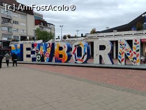 [P06] Kosovo, Pristina, Monumentul Newborn » foto by mprofeanu
 - 
<span class="allrVoted glyphicon glyphicon-heart hidden" id="av1532565"></span>
<a class="m-l-10 hidden" id="sv1532565" onclick="voting_Foto_DelVot(,1532565,12619)" role="button">șterge vot <span class="glyphicon glyphicon-remove"></span></a>
<a id="v91532565" class=" c-red"  onclick="voting_Foto_SetVot(1532565)" role="button"><span class="glyphicon glyphicon-heart-empty"></span> <b>LIKE</b> = Votează poza</a> <img class="hidden"  id="f1532565W9" src="/imagini/loader.gif" border="0" /><span class="AjErrMes hidden" id="e1532565ErM"></span>