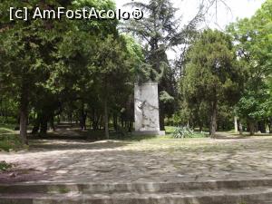 [P14] În parcul Trakia » foto by irinad
 - 
<span class="allrVoted glyphicon glyphicon-heart hidden" id="av856528"></span>
<a class="m-l-10 hidden" id="sv856528" onclick="voting_Foto_DelVot(,856528,12753)" role="button">șterge vot <span class="glyphicon glyphicon-remove"></span></a>
<a id="v9856528" class=" c-red"  onclick="voting_Foto_SetVot(856528)" role="button"><span class="glyphicon glyphicon-heart-empty"></span> <b>LIKE</b> = Votează poza</a> <img class="hidden"  id="f856528W9" src="/imagini/loader.gif" border="0" /><span class="AjErrMes hidden" id="e856528ErM"></span>