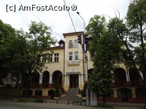 [P25] Altă clădire, a unui club vestit în Stara Zagora » foto by irinad
 - 
<span class="allrVoted glyphicon glyphicon-heart hidden" id="av856539"></span>
<a class="m-l-10 hidden" id="sv856539" onclick="voting_Foto_DelVot(,856539,12753)" role="button">șterge vot <span class="glyphicon glyphicon-remove"></span></a>
<a id="v9856539" class=" c-red"  onclick="voting_Foto_SetVot(856539)" role="button"><span class="glyphicon glyphicon-heart-empty"></span> <b>LIKE</b> = Votează poza</a> <img class="hidden"  id="f856539W9" src="/imagini/loader.gif" border="0" /><span class="AjErrMes hidden" id="e856539ErM"></span>