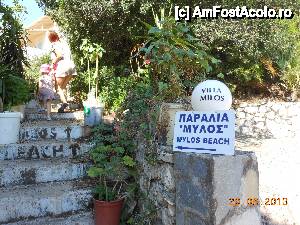 [P29] Lefkada - Aici începe urcuşul muntelui spre Plaja Mylos.  » foto by iulianic
 - 
<span class="allrVoted glyphicon glyphicon-heart hidden" id="av488698"></span>
<a class="m-l-10 hidden" id="sv488698" onclick="voting_Foto_DelVot(,488698,12776)" role="button">șterge vot <span class="glyphicon glyphicon-remove"></span></a>
<a id="v9488698" class=" c-red"  onclick="voting_Foto_SetVot(488698)" role="button"><span class="glyphicon glyphicon-heart-empty"></span> <b>LIKE</b> = Votează poza</a> <img class="hidden"  id="f488698W9" src="/imagini/loader.gif" border="0" /><span class="AjErrMes hidden" id="e488698ErM"></span>