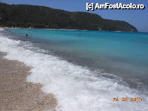 [P56] Lefkada - Plaja Aghios Ioannis.  » foto by iulianic
 - 
<span class="allrVoted glyphicon glyphicon-heart hidden" id="av488725"></span>
<a class="m-l-10 hidden" id="sv488725" onclick="voting_Foto_DelVot(,488725,12776)" role="button">șterge vot <span class="glyphicon glyphicon-remove"></span></a>
<a id="v9488725" class=" c-red"  onclick="voting_Foto_SetVot(488725)" role="button"><span class="glyphicon glyphicon-heart-empty"></span> <b>LIKE</b> = Votează poza</a> <img class="hidden"  id="f488725W9" src="/imagini/loader.gif" border="0" /><span class="AjErrMes hidden" id="e488725ErM"></span>