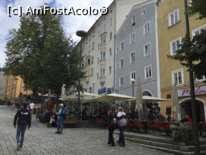 [P05] Kufstein - Afara era frumos iar turistii se relaxau la o bere rece » foto by mishu
 - 
<span class="allrVoted glyphicon glyphicon-heart hidden" id="av949662"></span>
<a class="m-l-10 hidden" id="sv949662" onclick="voting_Foto_DelVot(,949662,12814)" role="button">șterge vot <span class="glyphicon glyphicon-remove"></span></a>
<a id="v9949662" class=" c-red"  onclick="voting_Foto_SetVot(949662)" role="button"><span class="glyphicon glyphicon-heart-empty"></span> <b>LIKE</b> = Votează poza</a> <img class="hidden"  id="f949662W9" src="/imagini/loader.gif" border="0" /><span class="AjErrMes hidden" id="e949662ErM"></span>