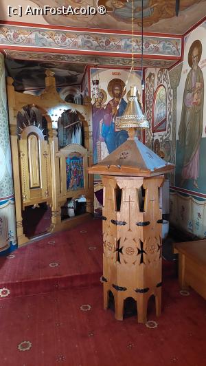 [P37] Biserica Soborul Sf Apostoli - interiorul » foto by Carmen Ion
 - 
<span class="allrVoted glyphicon glyphicon-heart hidden" id="av1462705"></span>
<a class="m-l-10 hidden" id="sv1462705" onclick="voting_Foto_DelVot(,1462705,12832)" role="button">șterge vot <span class="glyphicon glyphicon-remove"></span></a>
<a id="v91462705" class=" c-red"  onclick="voting_Foto_SetVot(1462705)" role="button"><span class="glyphicon glyphicon-heart-empty"></span> <b>LIKE</b> = Votează poza</a> <img class="hidden"  id="f1462705W9" src="/imagini/loader.gif" border="0" /><span class="AjErrMes hidden" id="e1462705ErM"></span>