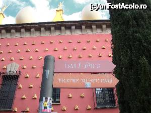 [P10] Teatre Museu Dalí din Figuerés: pe aici drept înainte!  » foto by mariana.olaru
 - 
<span class="allrVoted glyphicon glyphicon-heart hidden" id="av436727"></span>
<a class="m-l-10 hidden" id="sv436727" onclick="voting_Foto_DelVot(,436727,12859)" role="button">șterge vot <span class="glyphicon glyphicon-remove"></span></a>
<a id="v9436727" class=" c-red"  onclick="voting_Foto_SetVot(436727)" role="button"><span class="glyphicon glyphicon-heart-empty"></span> <b>LIKE</b> = Votează poza</a> <img class="hidden"  id="f436727W9" src="/imagini/loader.gif" border="0" /><span class="AjErrMes hidden" id="e436727ErM"></span>