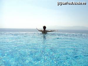 P04 [JUL-2013] Michelangelo Resort & Spa, Kos, Grecia. Aici avem piscine aia de vis care apare in toate prezentarile hotelului. 