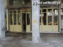 [P13] O poza cu restaurantul. Grecii nu pun pret pe exterior. Aveti incredere mancarea a fost foarte buna » foto by bogdanfifa
 - 
<span class="allrVoted glyphicon glyphicon-heart hidden" id="av380088"></span>
<a class="m-l-10 hidden" id="sv380088" onclick="voting_Foto_DelVot(,380088,13058)" role="button">șterge vot <span class="glyphicon glyphicon-remove"></span></a>
<a id="v9380088" class=" c-red"  onclick="voting_Foto_SetVot(380088)" role="button"><span class="glyphicon glyphicon-heart-empty"></span> <b>LIKE</b> = Votează poza</a> <img class="hidden"  id="f380088W9" src="/imagini/loader.gif" border="0" /><span class="AjErrMes hidden" id="e380088ErM"></span>