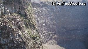 P07 [JUN-2012] Crater Vezuviu, imens... 