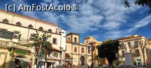 [P13] Piazza Sant’Antonino și basilica. » foto by tata123 🔱
 - 
<span class="allrVoted glyphicon glyphicon-heart hidden" id="av1531090"></span>
<a class="m-l-10 hidden" id="sv1531090" onclick="voting_Foto_DelVot(,1531090,13144)" role="button">șterge vot <span class="glyphicon glyphicon-remove"></span></a>
<a id="v91531090" class=" c-red"  onclick="voting_Foto_SetVot(1531090)" role="button"><span class="glyphicon glyphicon-heart-empty"></span> <b>LIKE</b> = Votează poza</a> <img class="hidden"  id="f1531090W9" src="/imagini/loader.gif" border="0" /><span class="AjErrMes hidden" id="e1531090ErM"></span>