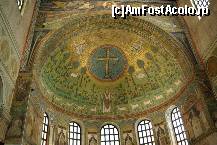 [P12] Basilica of Sant'Apollinare in Classe interior
[de pe net] » foto by webmaster <span class="label label-default labelC_thin small">NEVOTABILĂ</span>