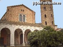 [P09] Basilica Sant'Apollinare Nuovo
[de pe net] » foto by webmaster <span class="label label-default labelC_thin small">NEVOTABILĂ</span>