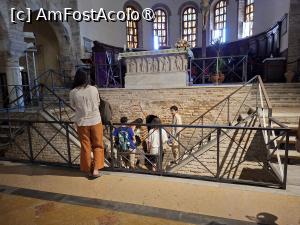 [P17] Biserica Sf Francisc - coborând spre criptă » foto by Carmen Ion
 - 
<span class="allrVoted glyphicon glyphicon-heart hidden" id="av1543784"></span>
<a class="m-l-10 hidden" id="sv1543784" onclick="voting_Foto_DelVot(,1543784,13338)" role="button">șterge vot <span class="glyphicon glyphicon-remove"></span></a>
<a id="v91543784" class=" c-red"  onclick="voting_Foto_SetVot(1543784)" role="button"><span class="glyphicon glyphicon-heart-empty"></span> <b>LIKE</b> = Votează poza</a> <img class="hidden"  id="f1543784W9" src="/imagini/loader.gif" border="0" /><span class="AjErrMes hidden" id="e1543784ErM"></span>