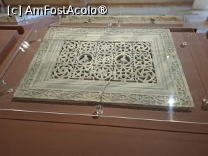 [P30] Muzeul Arhiepiscopal - transenă (piesă de arhitectură traforată) » foto by Carmen Ion
 - 
<span class="allrVoted glyphicon glyphicon-heart hidden" id="av1543797"></span>
<a class="m-l-10 hidden" id="sv1543797" onclick="voting_Foto_DelVot(,1543797,13338)" role="button">șterge vot <span class="glyphicon glyphicon-remove"></span></a>
<a id="v91543797" class=" c-red"  onclick="voting_Foto_SetVot(1543797)" role="button"><span class="glyphicon glyphicon-heart-empty"></span> <b>LIKE</b> = Votează poza</a> <img class="hidden"  id="f1543797W9" src="/imagini/loader.gif" border="0" /><span class="AjErrMes hidden" id="e1543797ErM"></span>