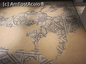 [P61] Domus dei Tapetti di Pietra - mozaicuri cu figuri geometrice » foto by Carmen Ion
 - 
<span class="allrVoted glyphicon glyphicon-heart hidden" id="av1543828"></span>
<a class="m-l-10 hidden" id="sv1543828" onclick="voting_Foto_DelVot(,1543828,13338)" role="button">șterge vot <span class="glyphicon glyphicon-remove"></span></a>
<a id="v91543828" class=" c-red"  onclick="voting_Foto_SetVot(1543828)" role="button"><span class="glyphicon glyphicon-heart-empty"></span> <b>LIKE</b> = Votează poza</a> <img class="hidden"  id="f1543828W9" src="/imagini/loader.gif" border="0" /><span class="AjErrMes hidden" id="e1543828ErM"></span>