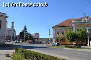 [P02] Dreapta primaria stanga fundal bierica greco catolica o cladire mai moderna » foto by AZE
 - 
<span class="allrVoted glyphicon glyphicon-heart hidden" id="av770282"></span>
<a class="m-l-10 hidden" id="sv770282" onclick="voting_Foto_DelVot(,770282,13499)" role="button">șterge vot <span class="glyphicon glyphicon-remove"></span></a>
<a id="v9770282" class=" c-red"  onclick="voting_Foto_SetVot(770282)" role="button"><span class="glyphicon glyphicon-heart-empty"></span> <b>LIKE</b> = Votează poza</a> <img class="hidden"  id="f770282W9" src="/imagini/loader.gif" border="0" /><span class="AjErrMes hidden" id="e770282ErM"></span>