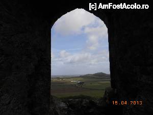 [P20] Irlanda - Dunamase Castle, valea ce inconjara castelul.  » foto by Diaura*
 - 
<span class="allrVoted glyphicon glyphicon-heart hidden" id="av440227"></span>
<a class="m-l-10 hidden" id="sv440227" onclick="voting_Foto_DelVot(,440227,13555)" role="button">șterge vot <span class="glyphicon glyphicon-remove"></span></a>
<a id="v9440227" class=" c-red"  onclick="voting_Foto_SetVot(440227)" role="button"><span class="glyphicon glyphicon-heart-empty"></span> <b>LIKE</b> = Votează poza</a> <img class="hidden"  id="f440227W9" src="/imagini/loader.gif" border="0" /><span class="AjErrMes hidden" id="e440227ErM"></span>