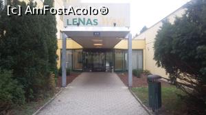 [P05] Intrare în Lenas West Hotel, Viena, Austria.  » foto by traian.leuca †
 - 
<span class="allrVoted glyphicon glyphicon-heart hidden" id="av1083161"></span>
<a class="m-l-10 hidden" id="sv1083161" onclick="voting_Foto_DelVot(,1083161,13814)" role="button">șterge vot <span class="glyphicon glyphicon-remove"></span></a>
<a id="v91083161" class=" c-red"  onclick="voting_Foto_SetVot(1083161)" role="button"><span class="glyphicon glyphicon-heart-empty"></span> <b>LIKE</b> = Votează poza</a> <img class="hidden"  id="f1083161W9" src="/imagini/loader.gif" border="0" /><span class="AjErrMes hidden" id="e1083161ErM"></span>